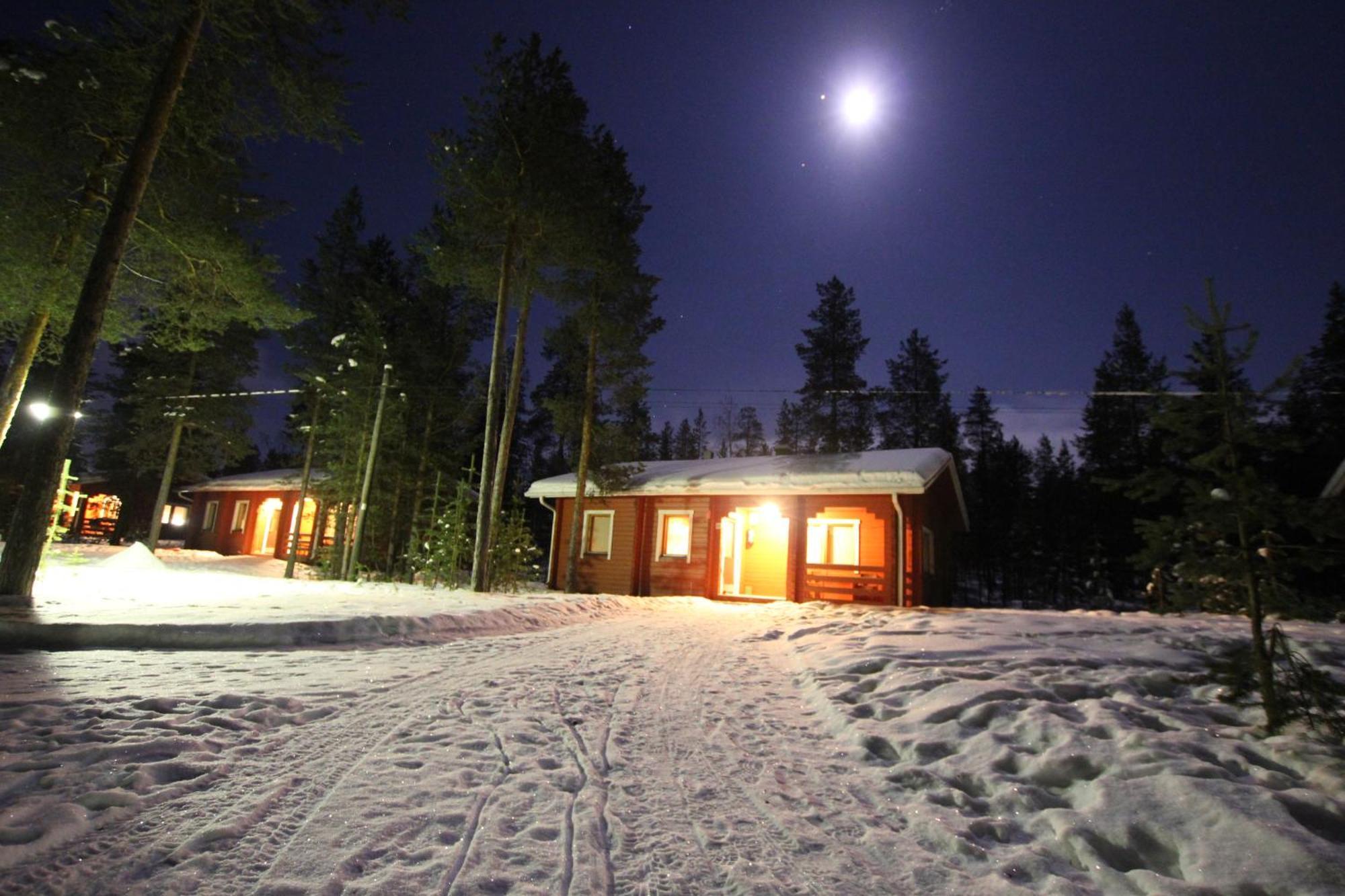 Ukonjaerven Holiday Village Ivalo Bagian luar foto