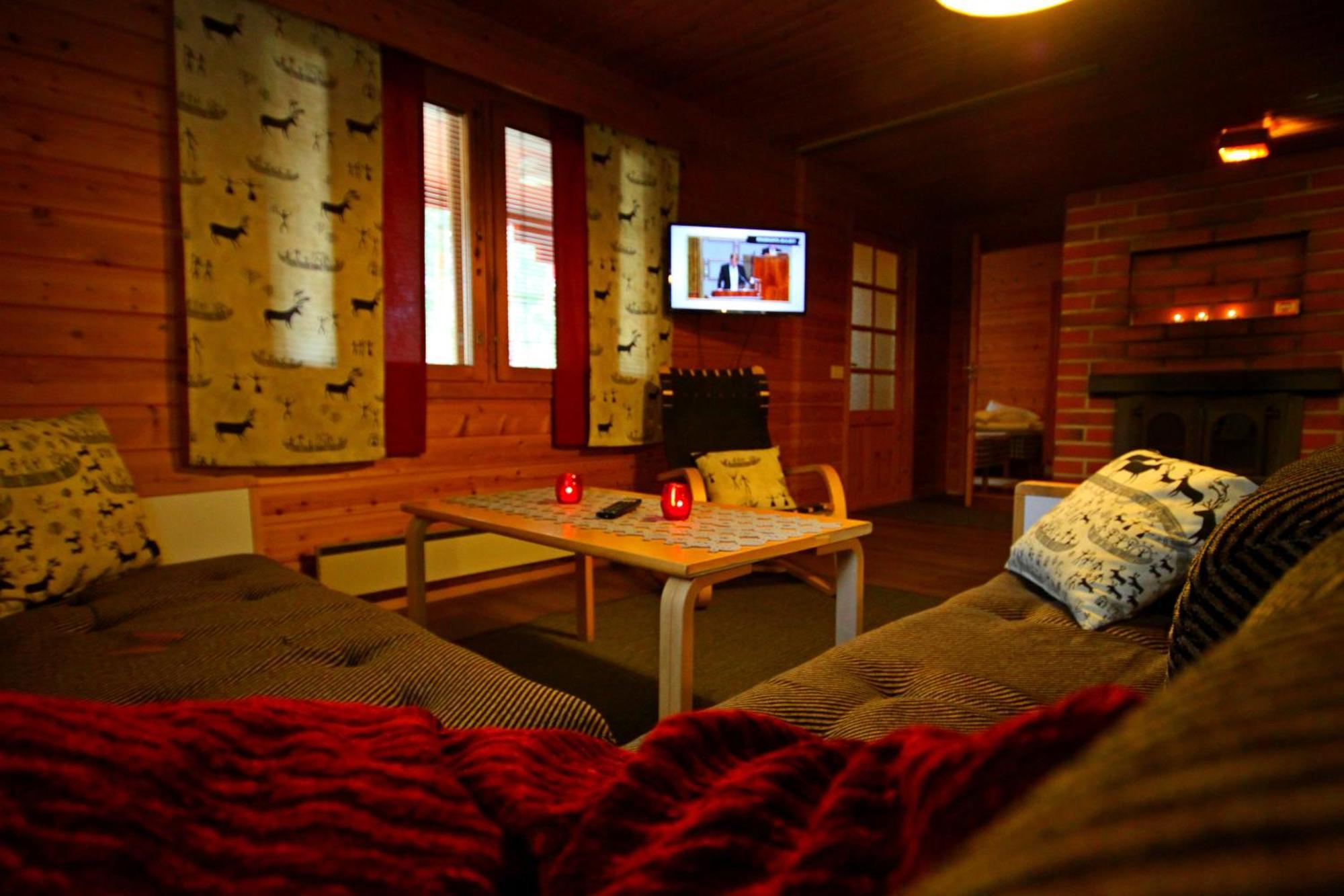 Ukonjaerven Holiday Village Ivalo Ruang foto