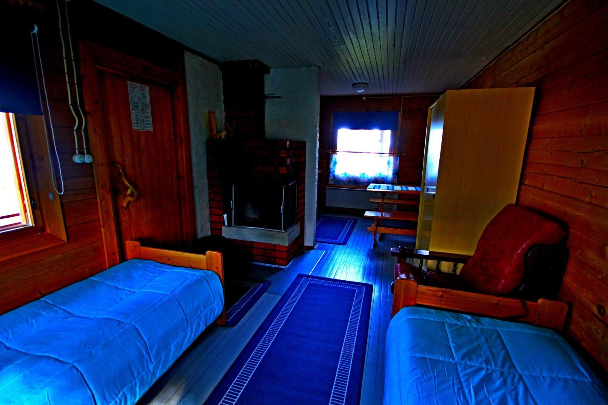 Ukonjaerven Holiday Village Ivalo Ruang foto
