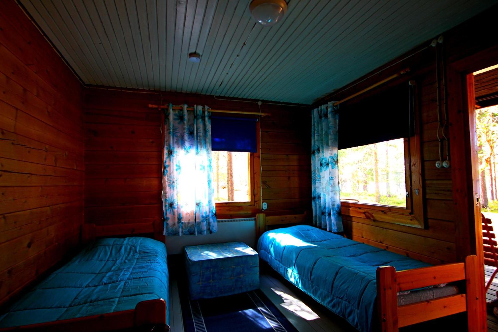 Ukonjaerven Holiday Village Ivalo Ruang foto