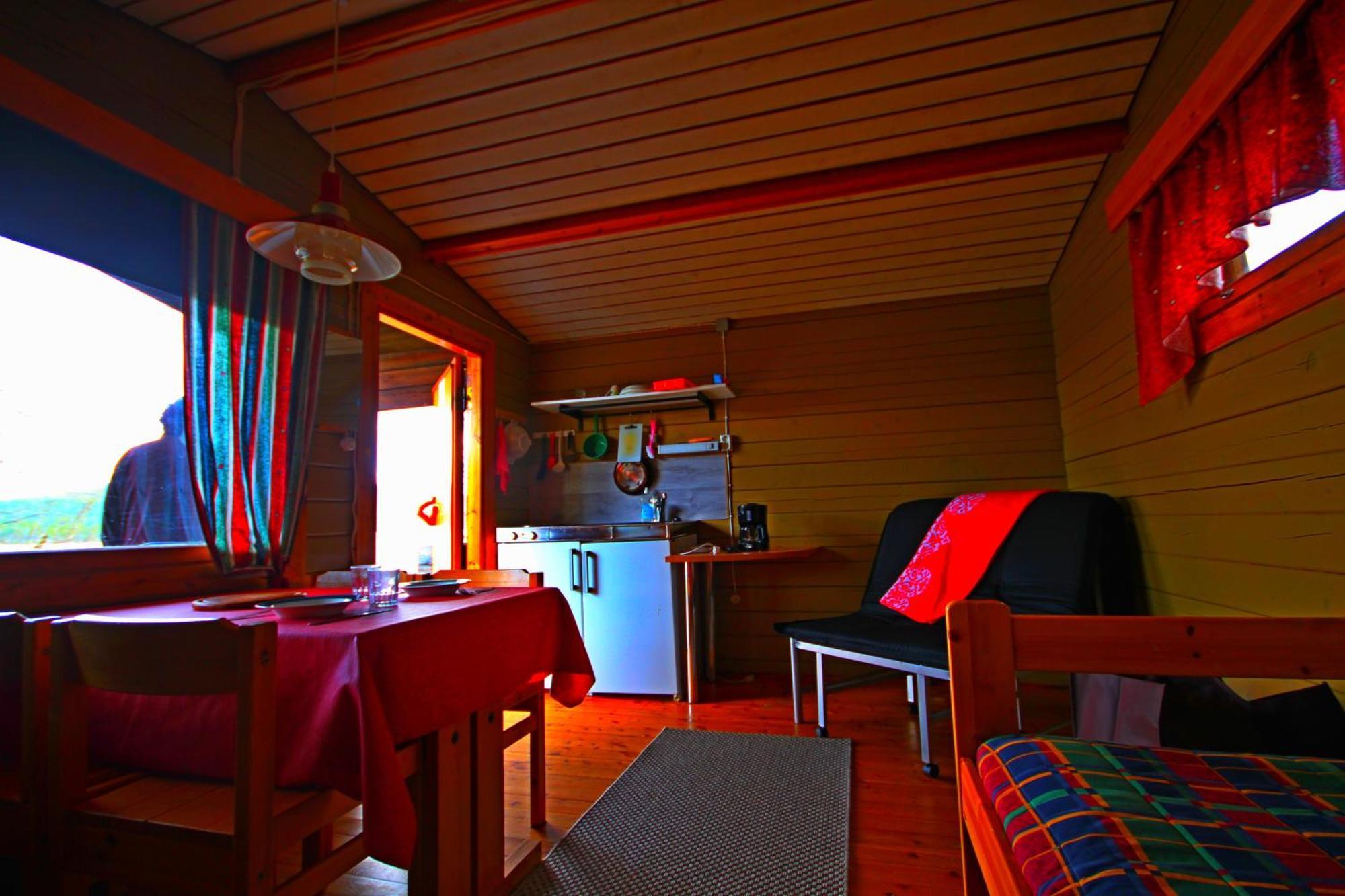 Ukonjaerven Holiday Village Ivalo Ruang foto