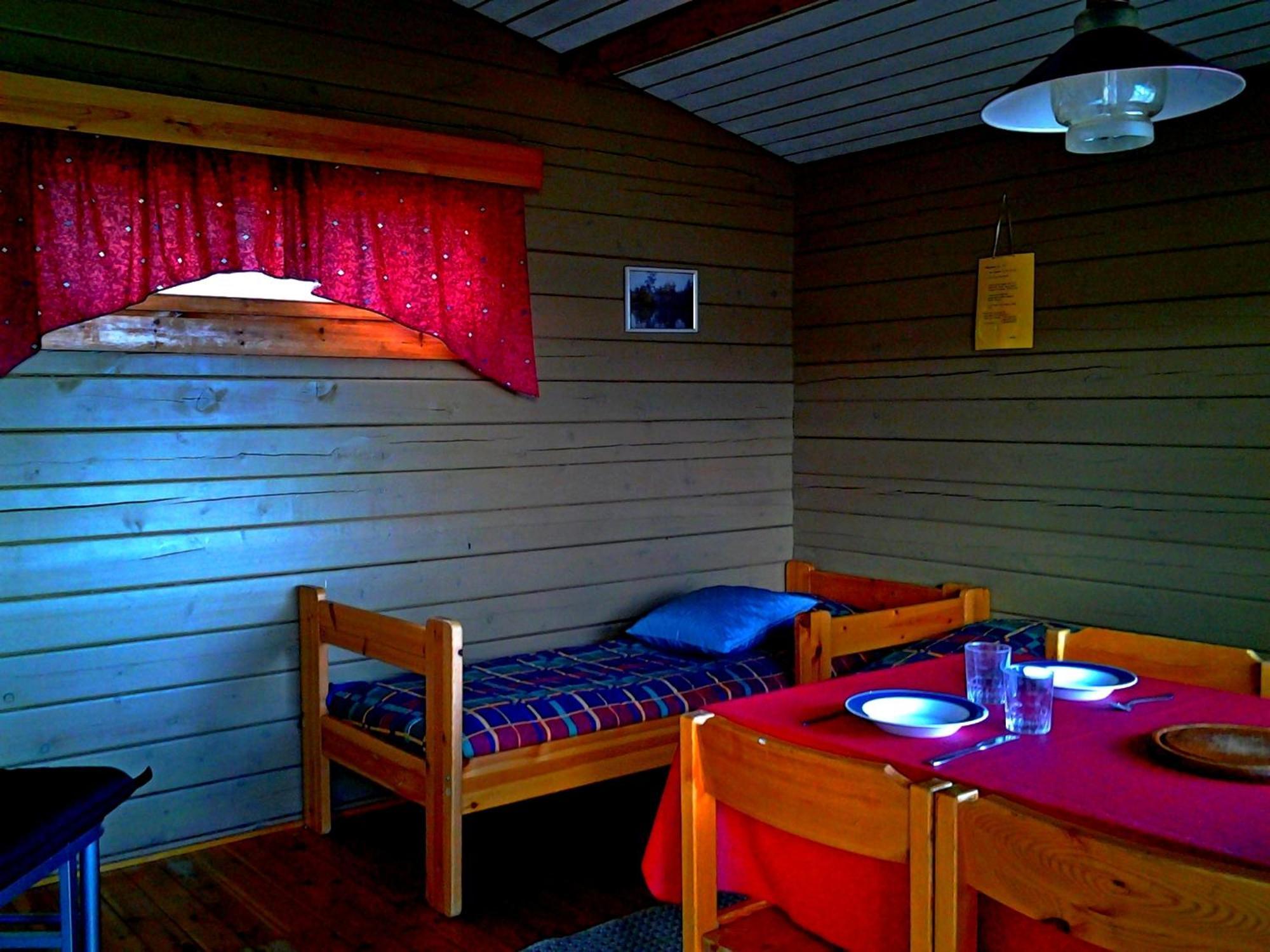 Ukonjaerven Holiday Village Ivalo Ruang foto